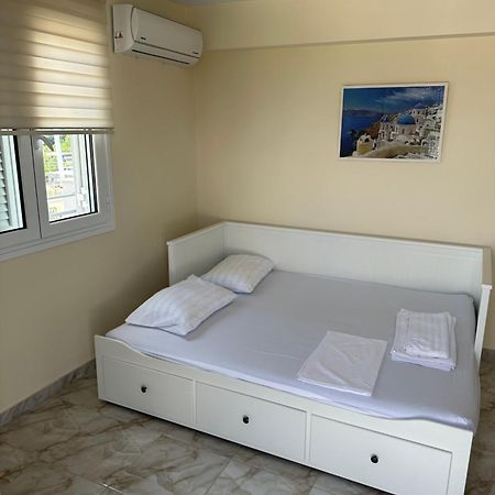 Eretria Apartment Eksteriør billede